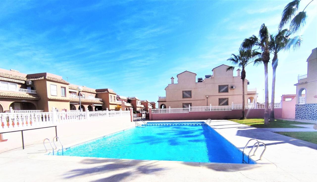 Modern Townhouse With Bbq & Terrace - Gran Alacant Buitenkant foto